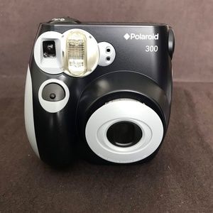 Polaroid 300 instant camera PIC300